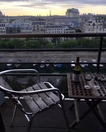 Floor With Eiffel Tower View And Roof Lejlighed Paris