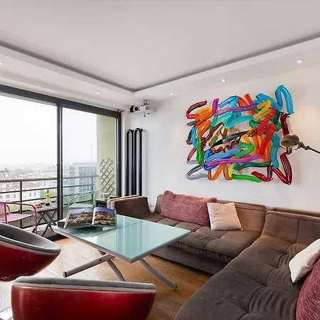 Floor With Eiffel Tower View And Roof Lejlighed Paris