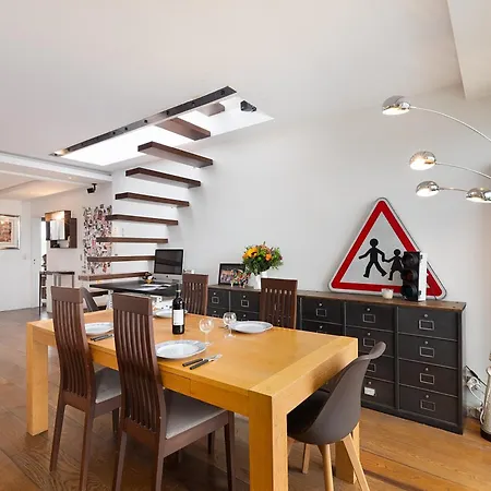 Floor With Eiffel Tower View And Roof Paris