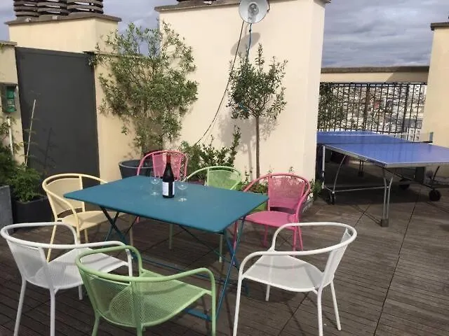 Floor With Eiffel Tower View And Roof *