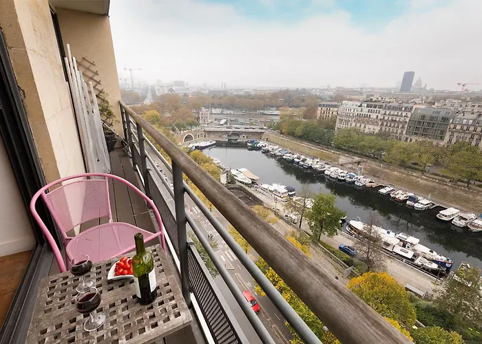 アパート Floor With Eiffel Tower View And Roof